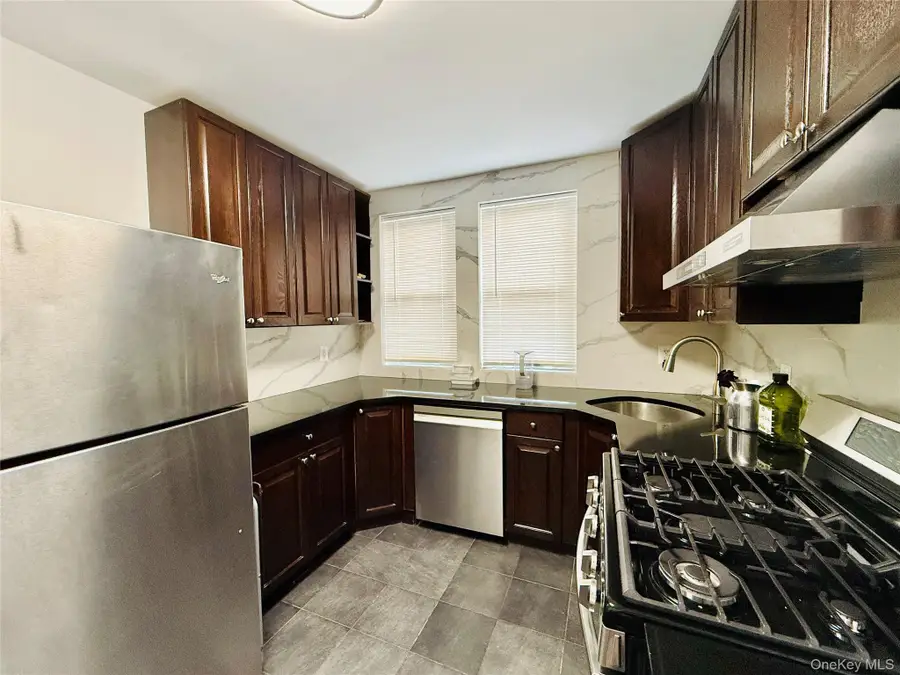 1616 Pilgrim Avenue, Bronx, NY 10461 - #2
