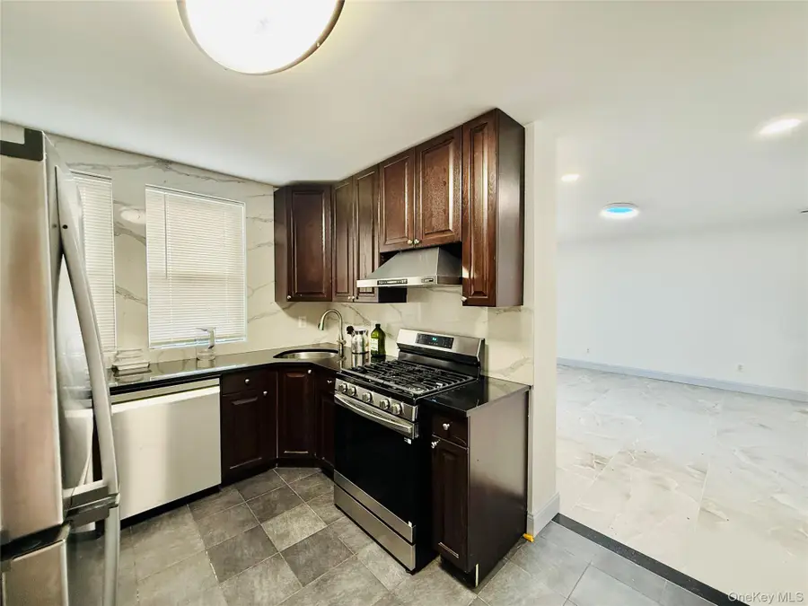 1616 Pilgrim Avenue, Bronx, NY 10461 - #3