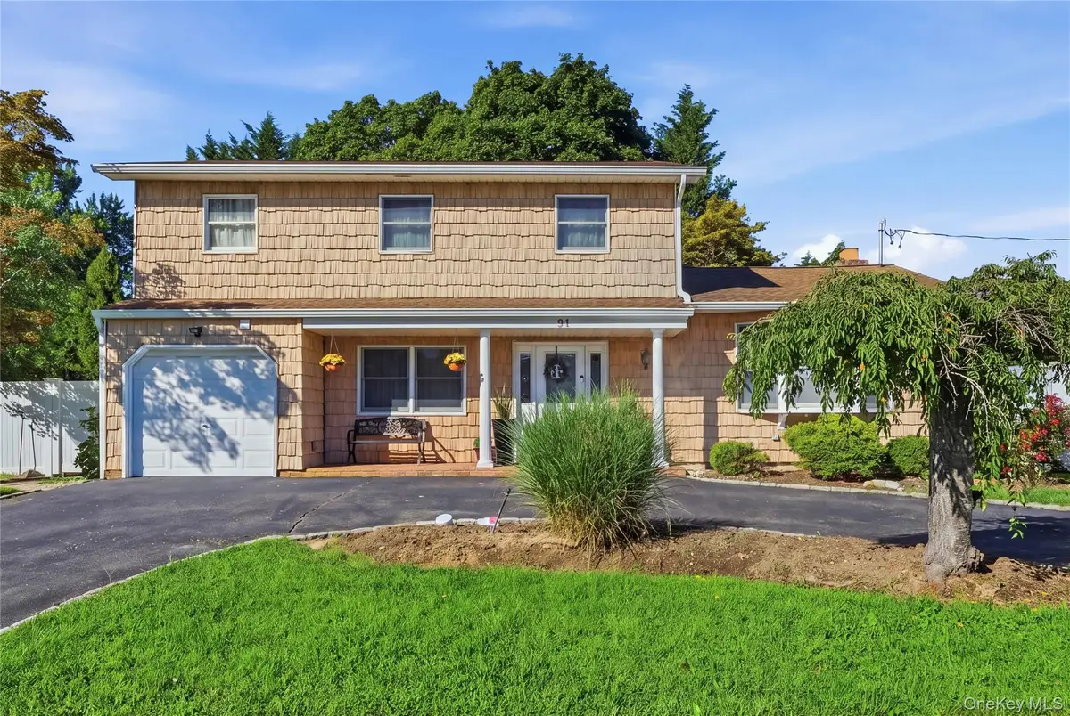 21 Milleridge Drive, Deer Park, NY 11729 - #1