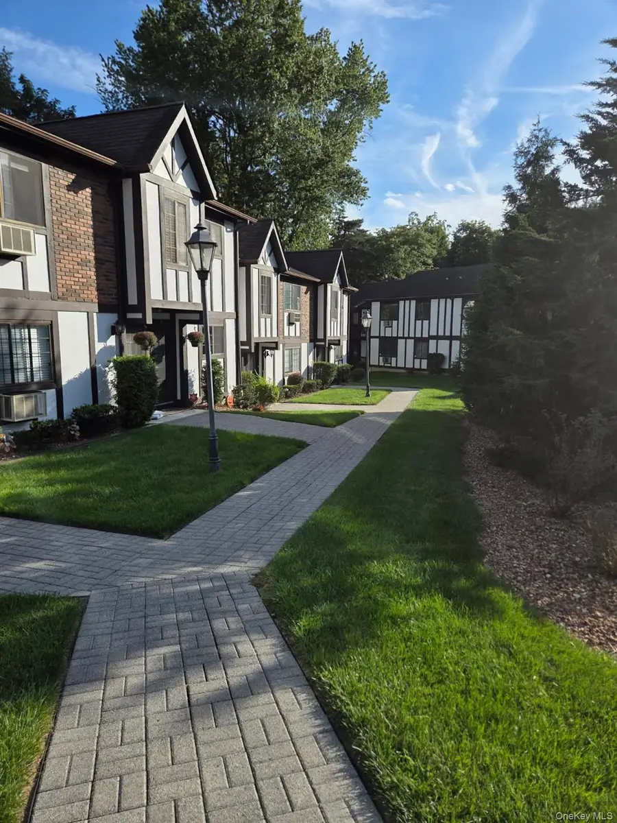 11 Brittany Drive, Middletown, NY 10940 - #3
