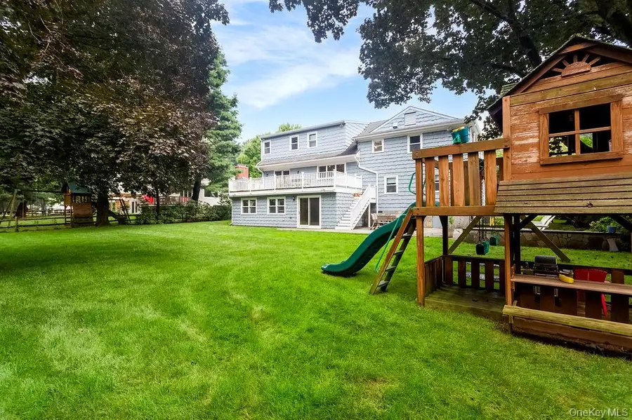 18 Shady Brook Lane, Old Greenwich, CT 06870 - #2