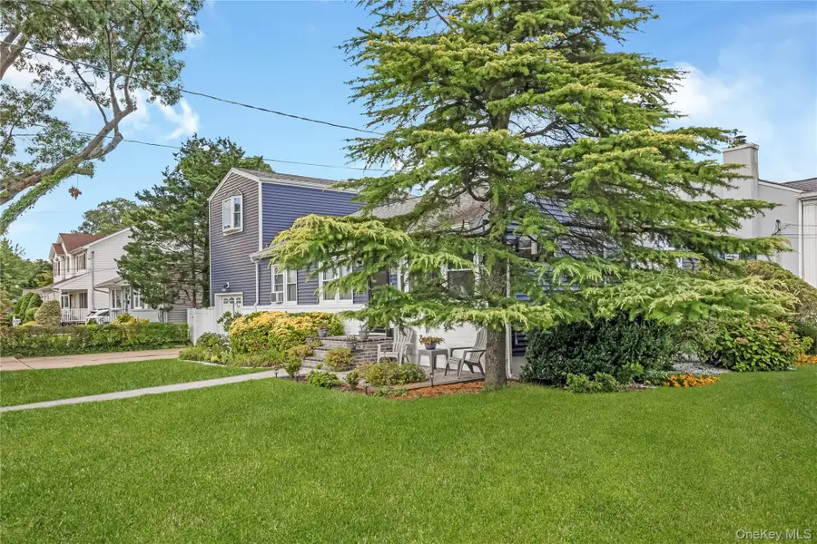 108 Woods Avenue, Malverne, NY 11565 - #3