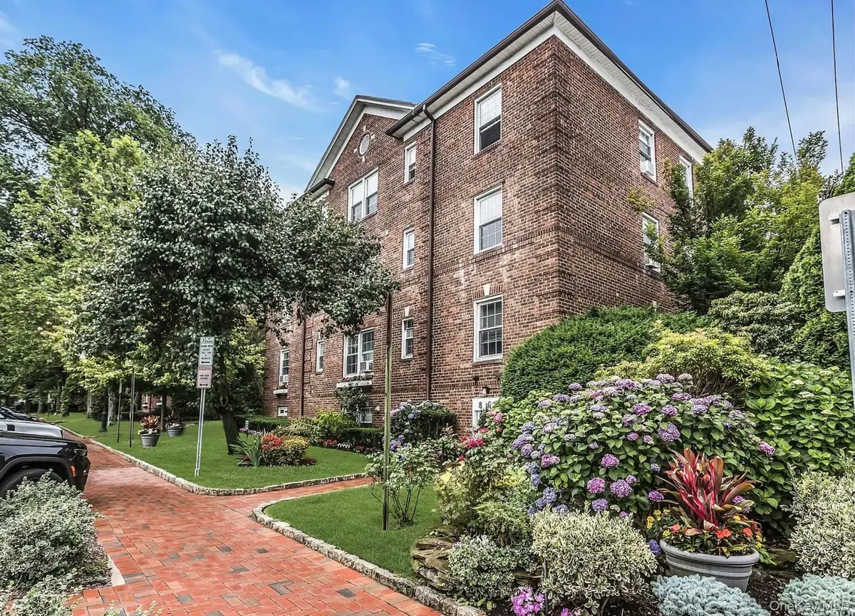 8 Welwyn Road #2G, Great Neck, NY 11020 - #1