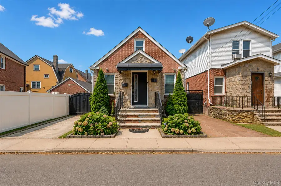 10238 85th Road, Richmond Hill, NY 11418 - #2