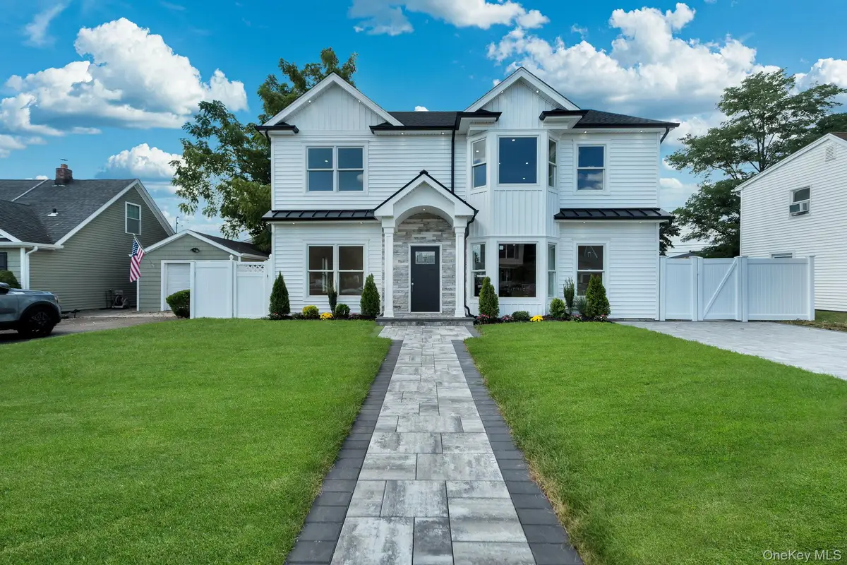 84 Rope Lane, Levittown, NY 11756 - #1