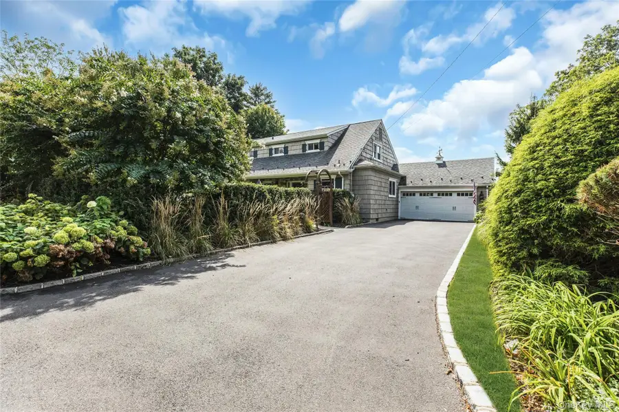18 Briarcliff Place, Huntington, NY 11743 - #3