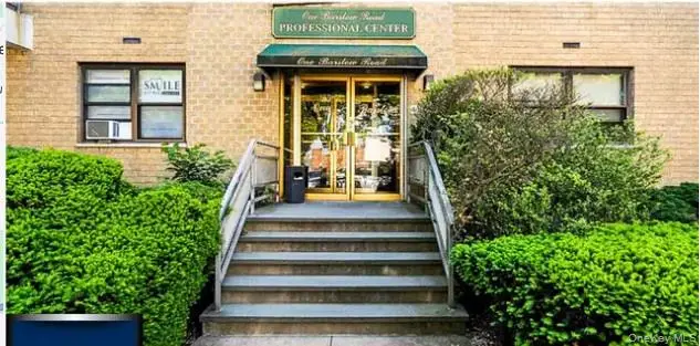 1 Barstow Road #P20, Great Neck, NY 11021 - #1