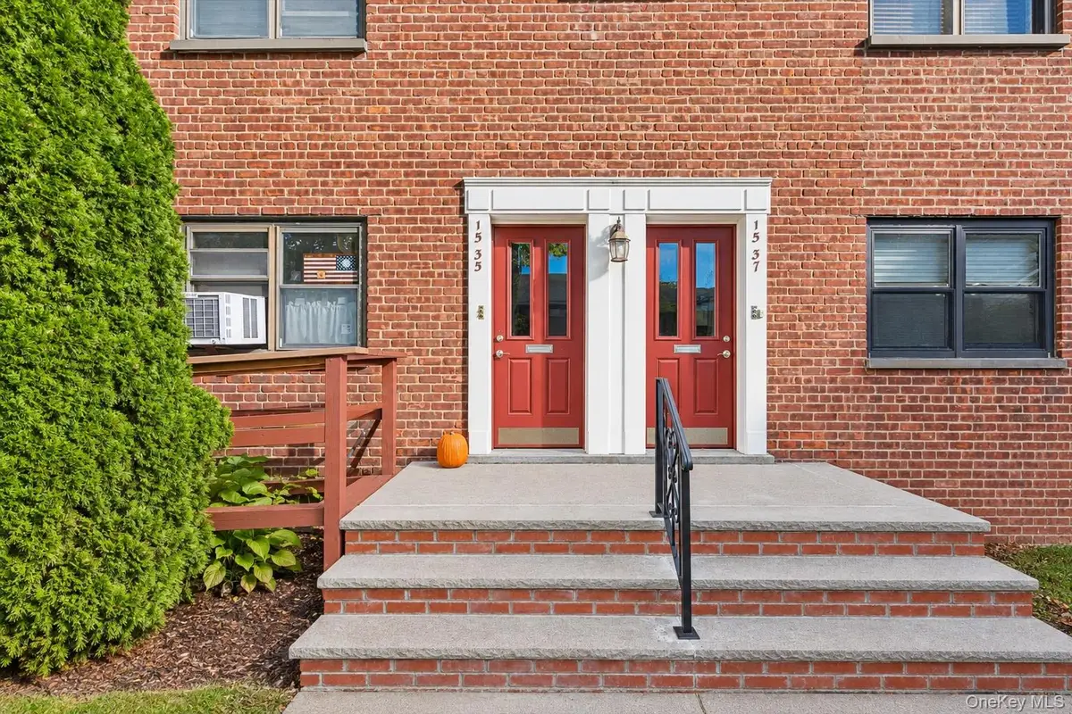15-35 160 Street #6-160, Whitestone, NY 11357 - #1