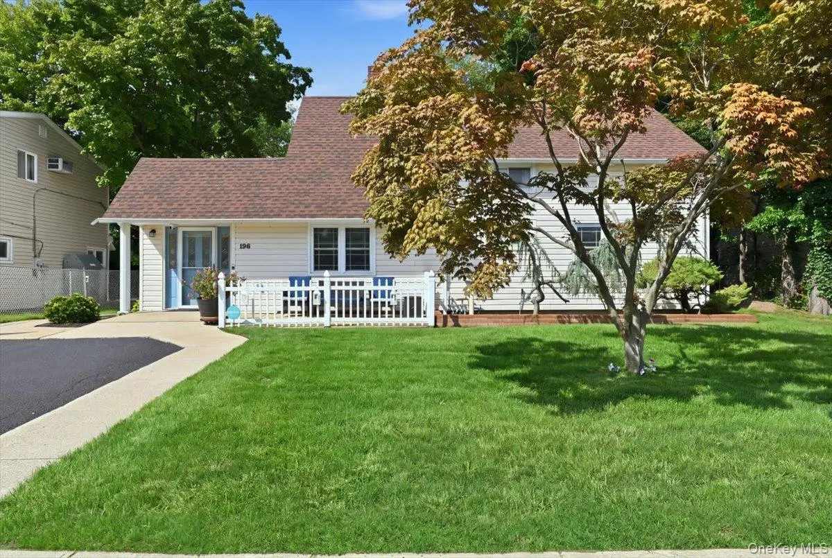 136 Tardy Lane S, Wantagh, NY 11793 - #1