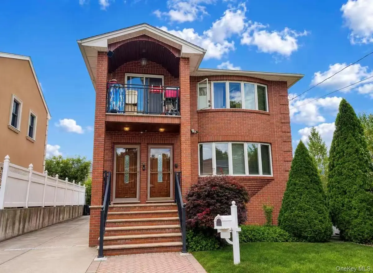 58-14 256th Street, Little Neck, NY 11362 - #1