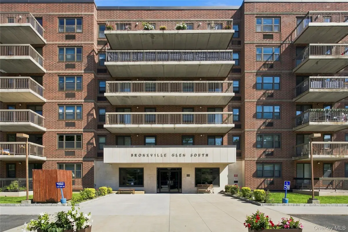 1376 Midland Avenue #105, Bronxville, NY 10708 - #1