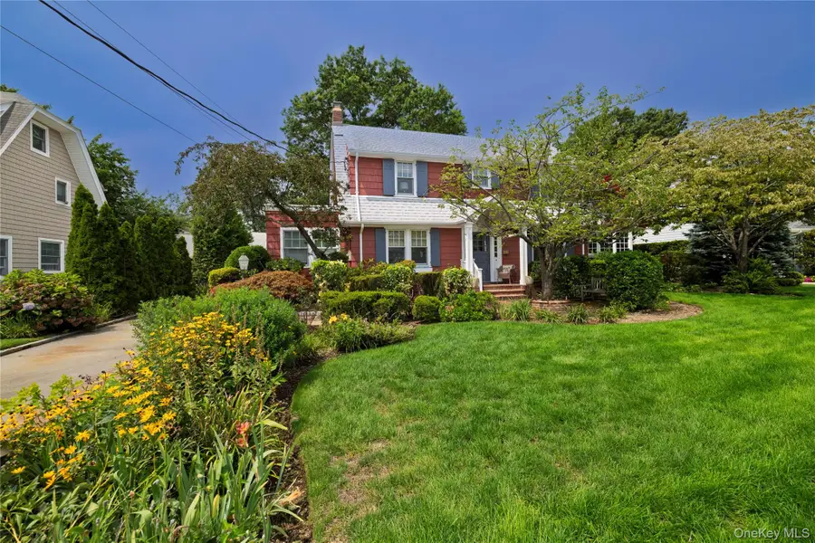 66 S Lewis Place, Rockville Centre, NY 11570 - #2