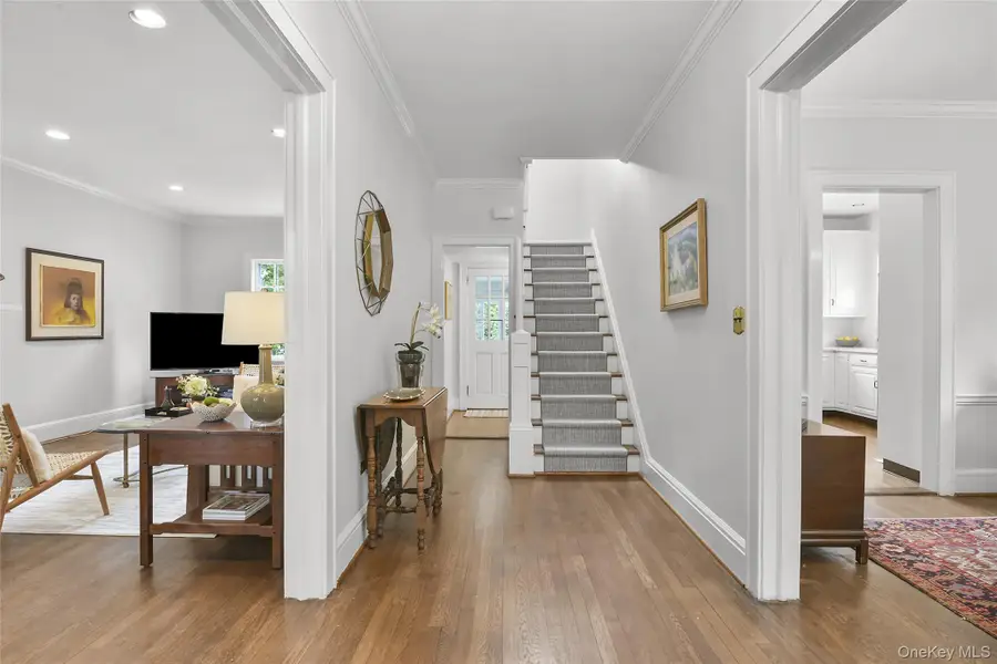 330 Carroll Avenue, Mamaroneck, NY 10543 - #3