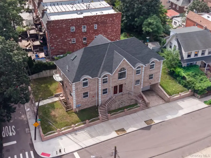 164-20 85th Avenue, Jamaica, NY 11432 - #2