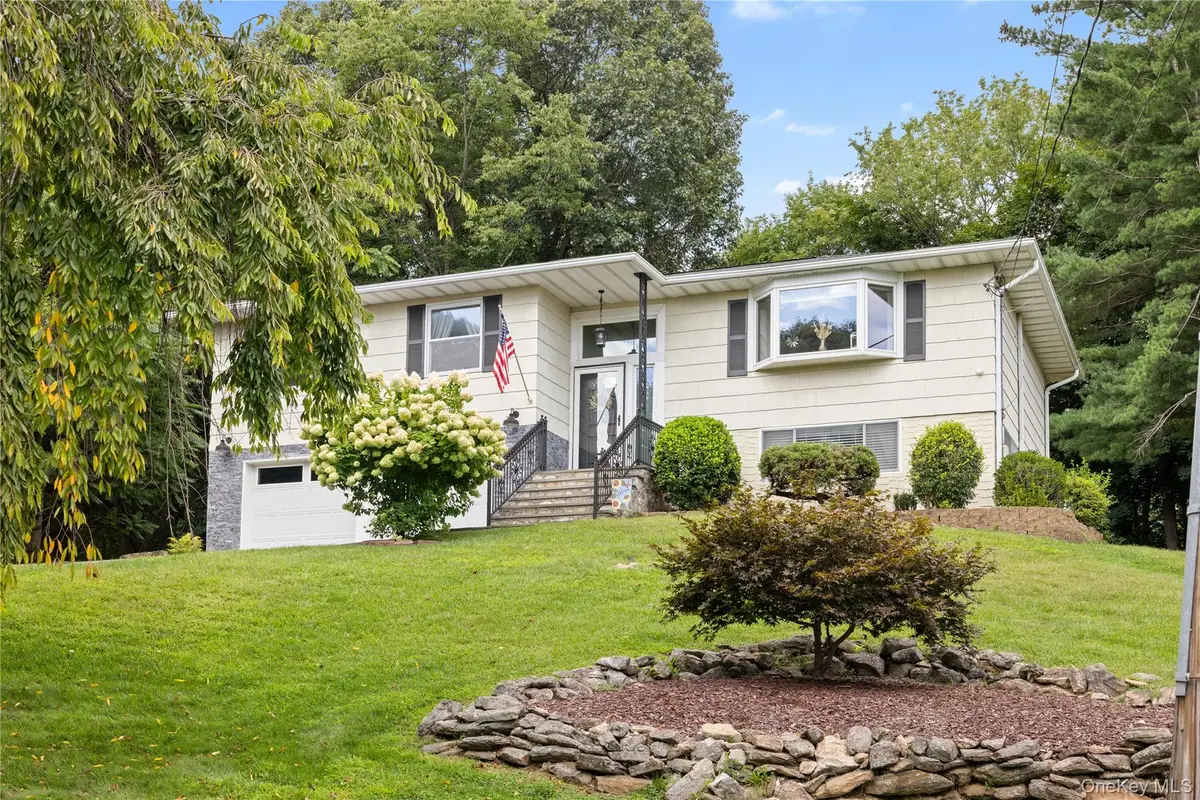 6 Reeback Drive, Ossining, NY 10562 - #1