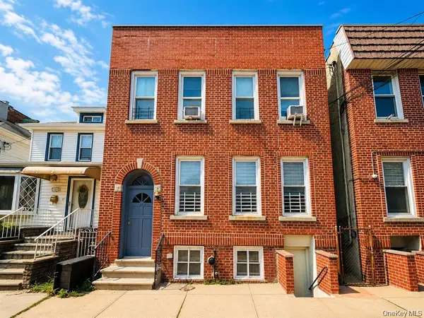 1823 Radcliff Avenue, Bronx, NY 10462