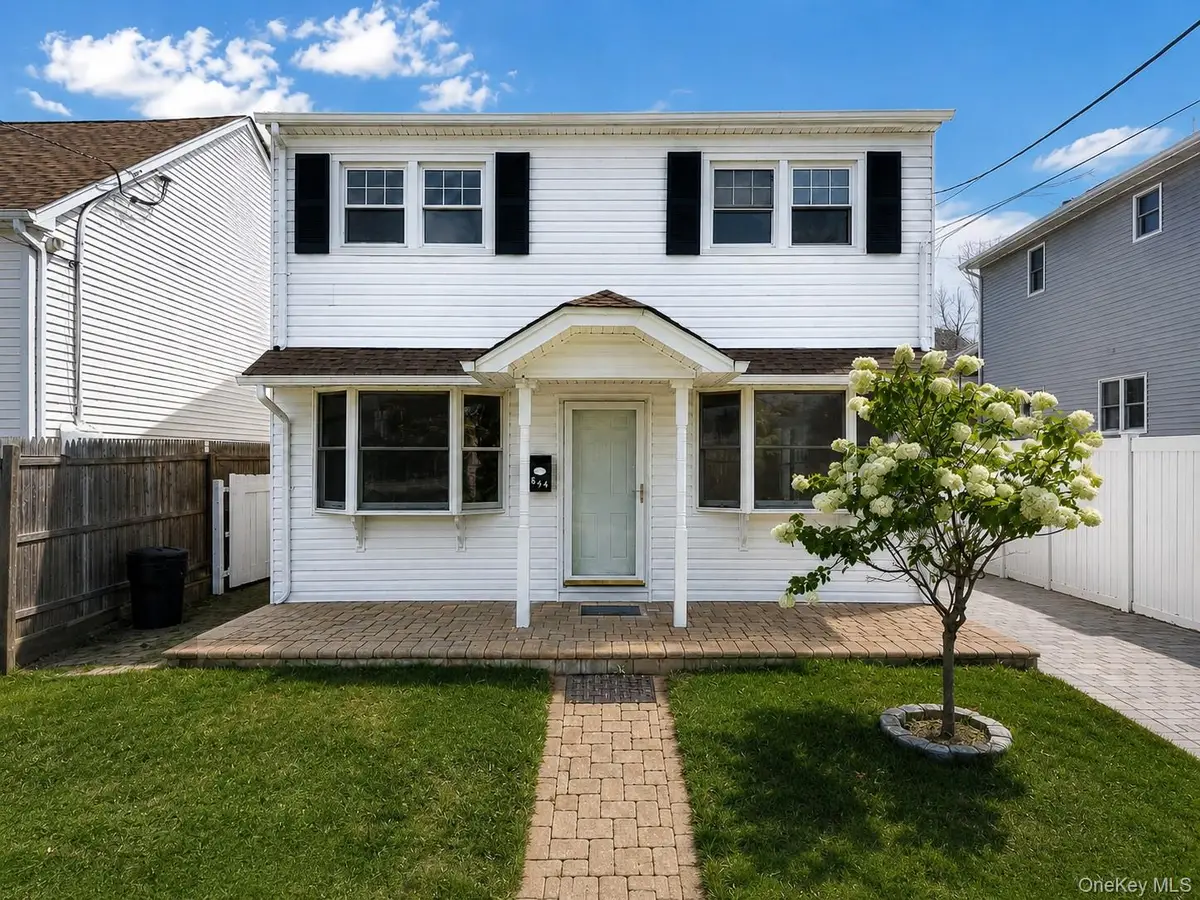644 South 8th Street, Lindenhurst, NY 11757 - #1