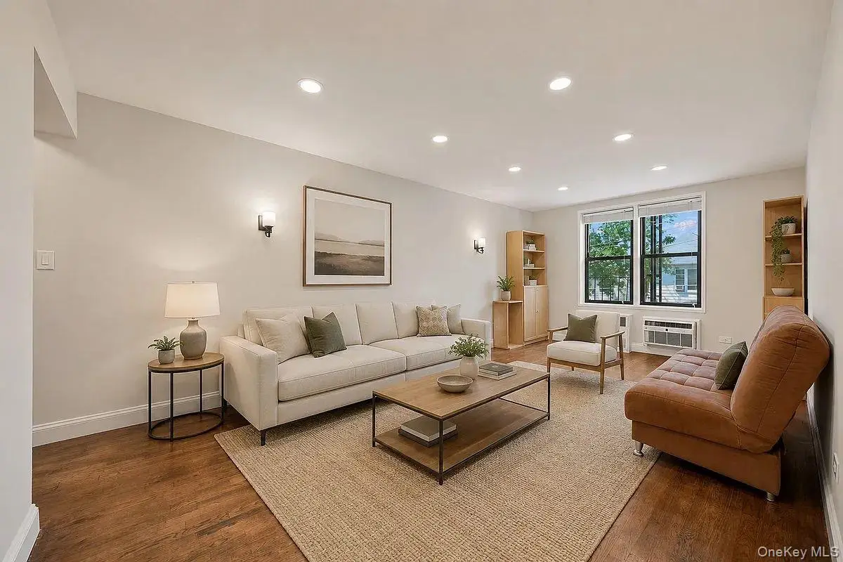 50-21 39th Place #2E, Sunnyside, NY 11104 - #1
