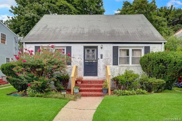 781 Salem Road, Uniondale, NY 11553 - #1