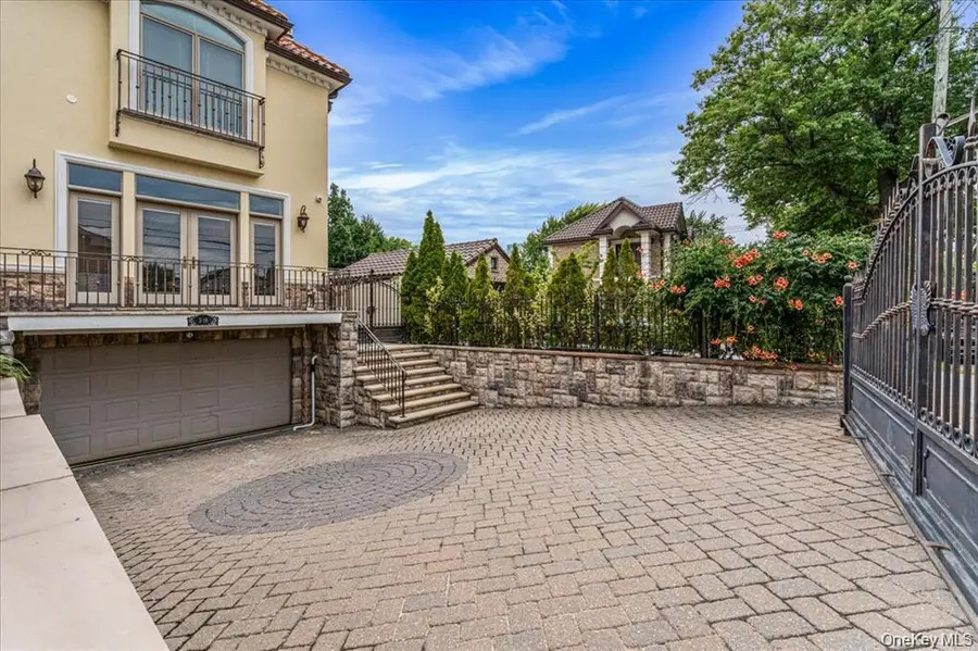 318 147th Place, Whitestone, NY 11357 - #3