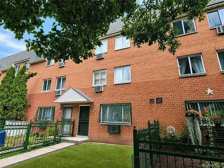 3328 14th Street, Astoria, NY 11106 - #2