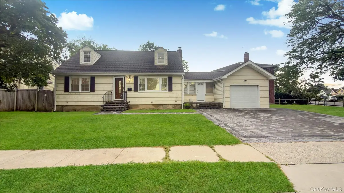 6 Harold Avenue, Hempstead, NY 11550 - #1