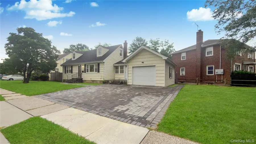 6 Harold Avenue, Hempstead, NY 11550 - #2