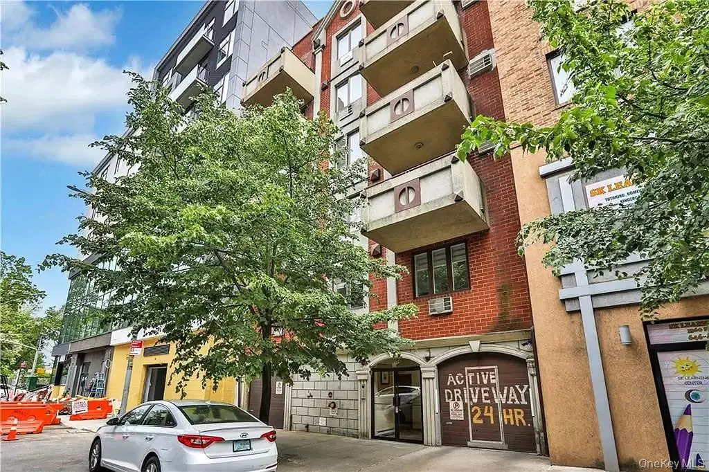3368 Shore Parkway #2B, Brooklyn, NY 11235 - #1