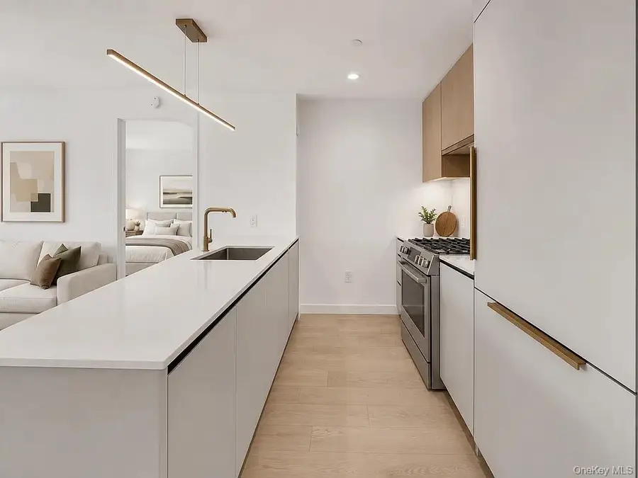 3 Court Square, Long Island City, NY 11101 - #2