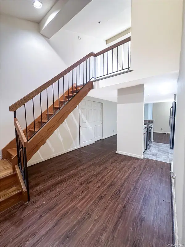 4413 Villa At The Woods, Peekskill, NY 10566