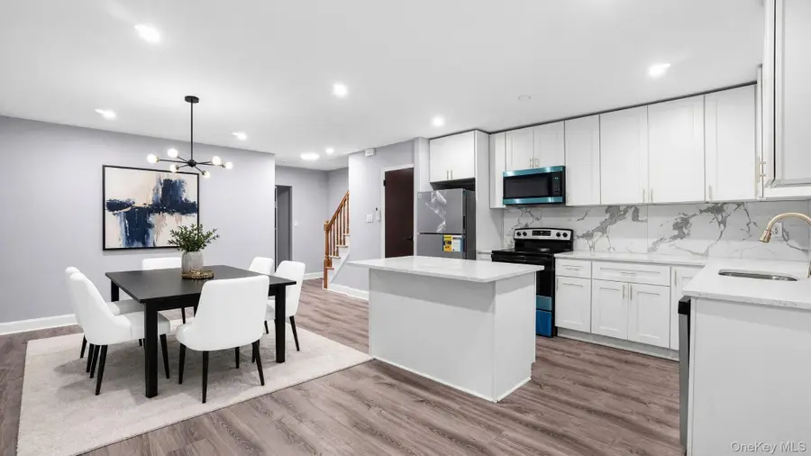 806 E 227th Street, Bronx, NY 10466 - #2