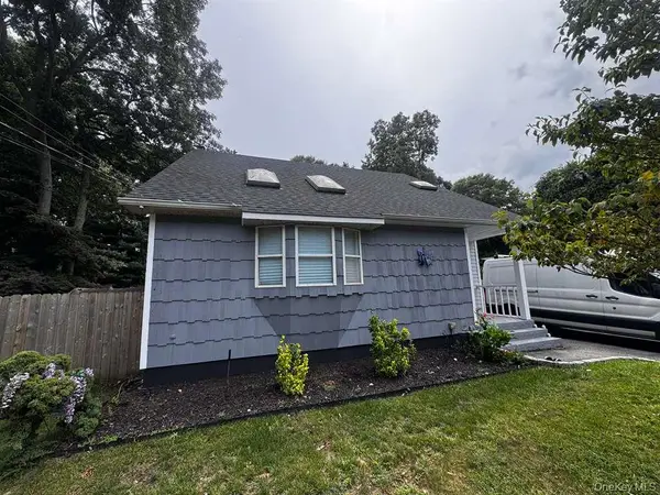42 Breston Drive W, Shirley, NY 11967