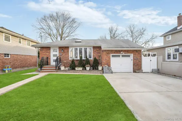 1810 N Jerusalem Road, North Bellmore, NY 11710