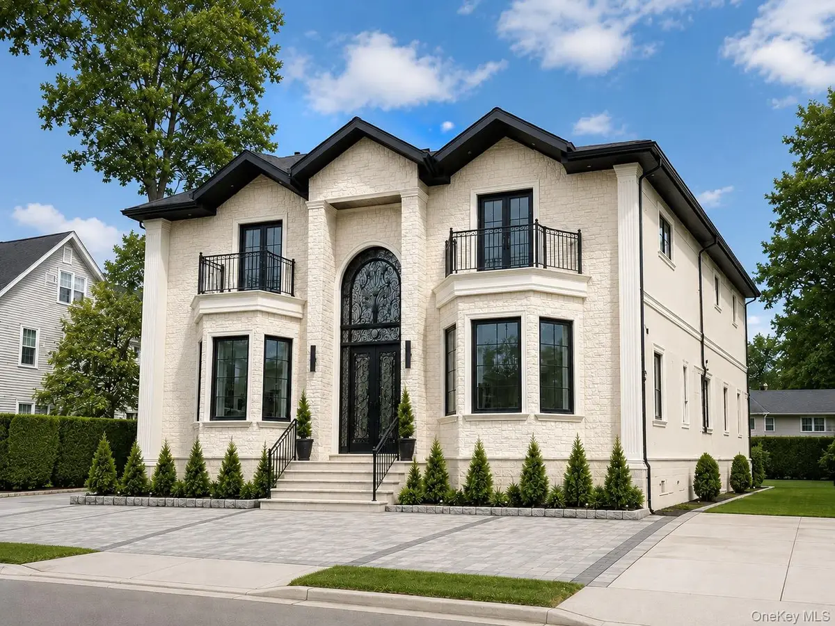 48 Brook Road, Valley Stream, NY 11581 - #1