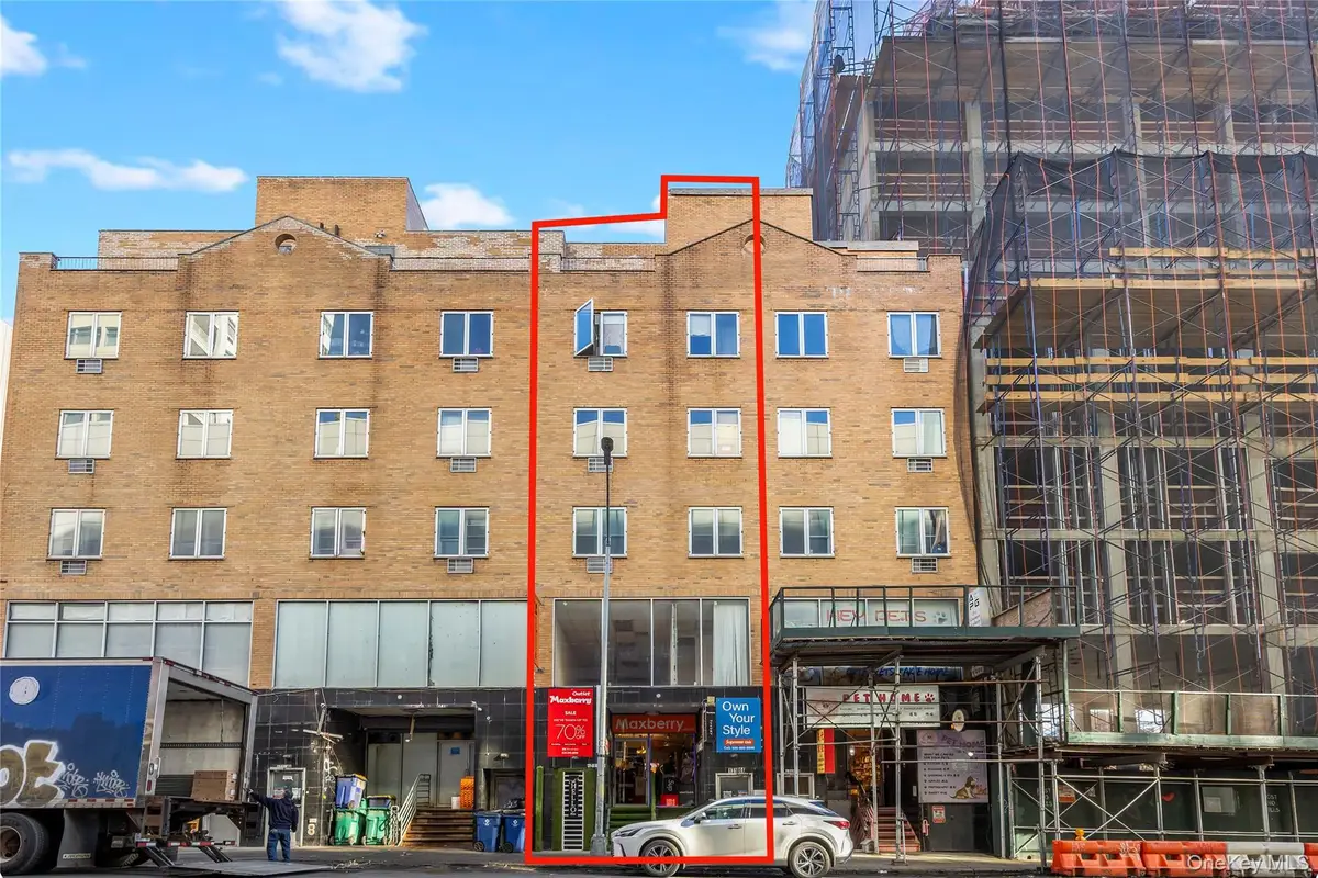 131-44 40 Road, Flushing, NY 11354 - #1