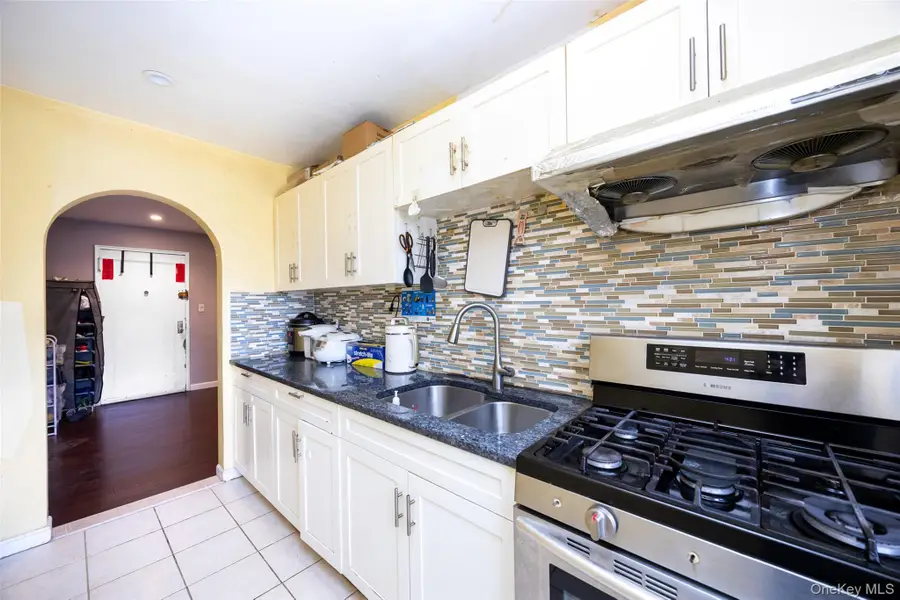 69-12 140th Street #2C, Flushing, NY 11367 - #2