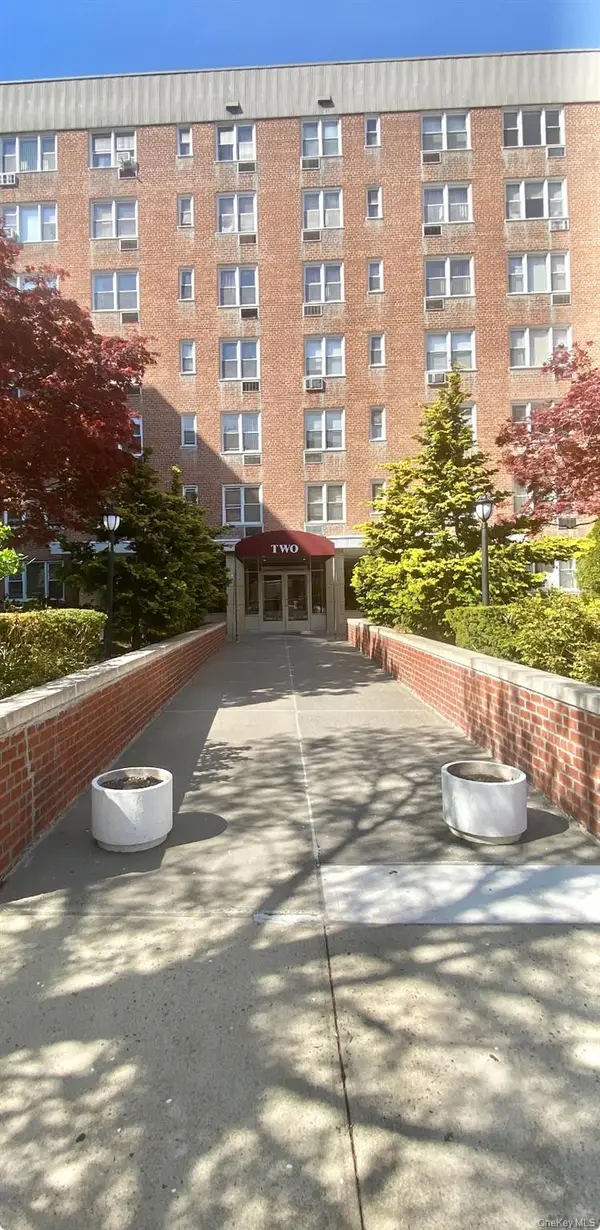 2 Sadore Lane #5Z, Yonkers, NY 10710