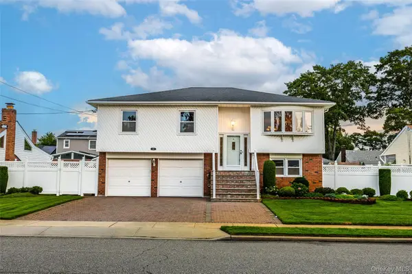 93 Toronto Avenue, Massapequa, NY 11758