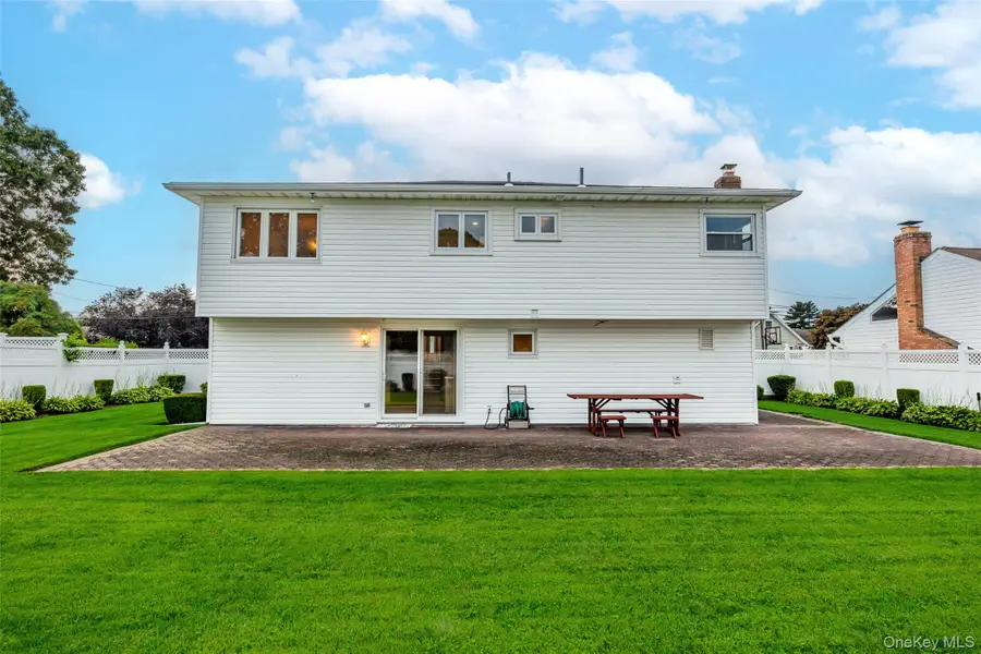 93 Toronto Avenue, Massapequa, NY 11758 - #2