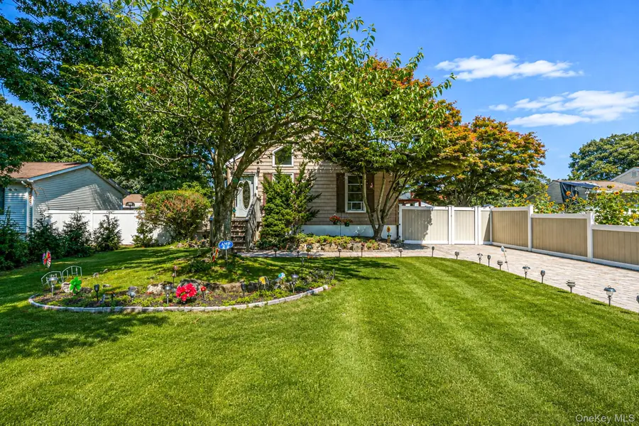 7 Wellwood Drive, Shirley, NY 11967 - #2