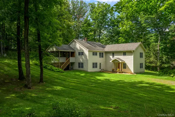 219 Roche Drive, ANCRAMDALE, NY 12503