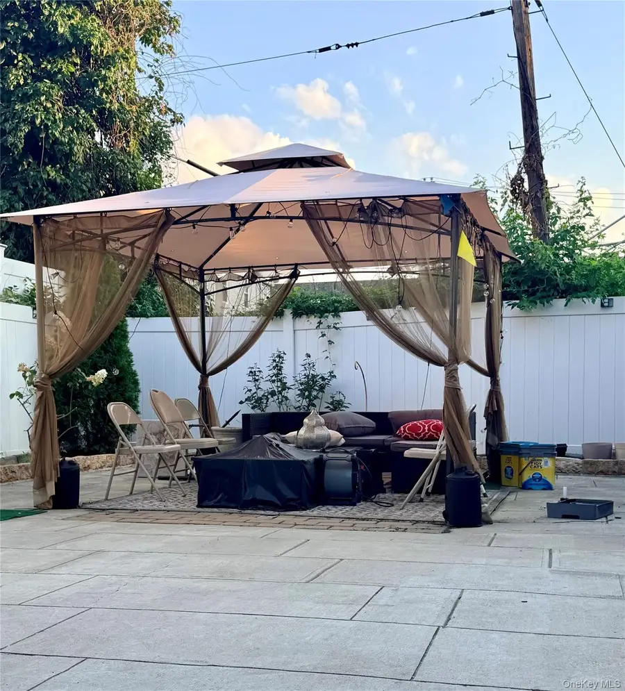 752 E 222nd Street, Bronx, NY 10467 - #3