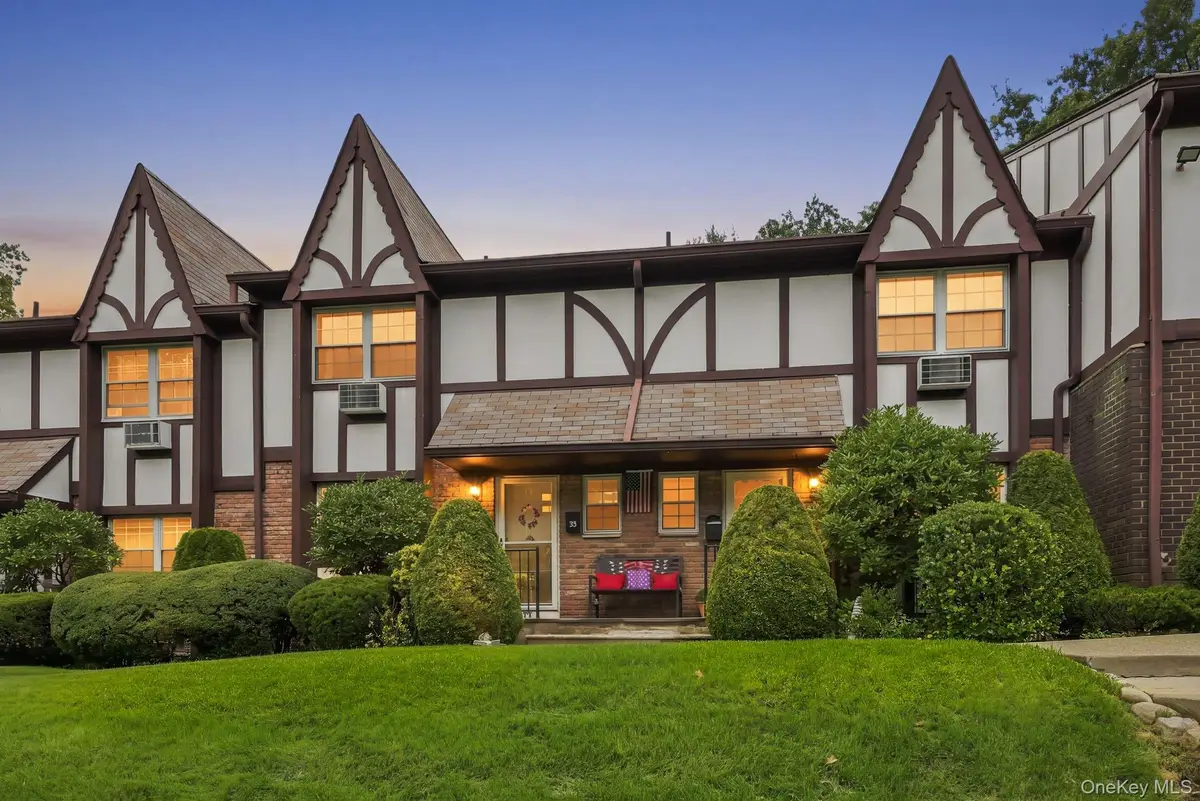 72 Yorkshire Drive, Suffern, NY 10901 - #1