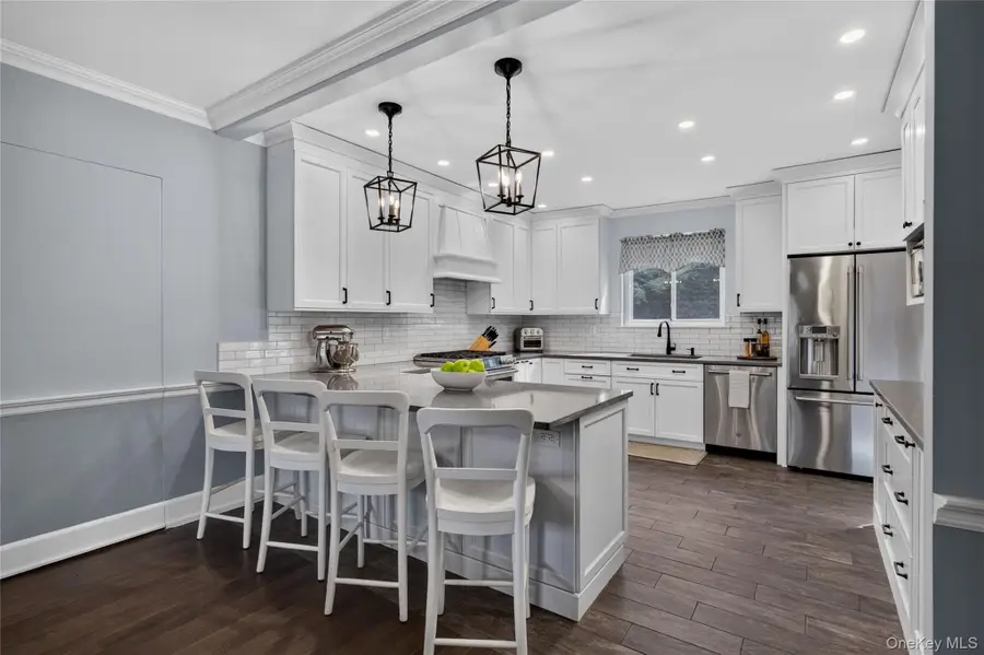 26 Brookside Circle, Bronxville, NY 10708 - #3
