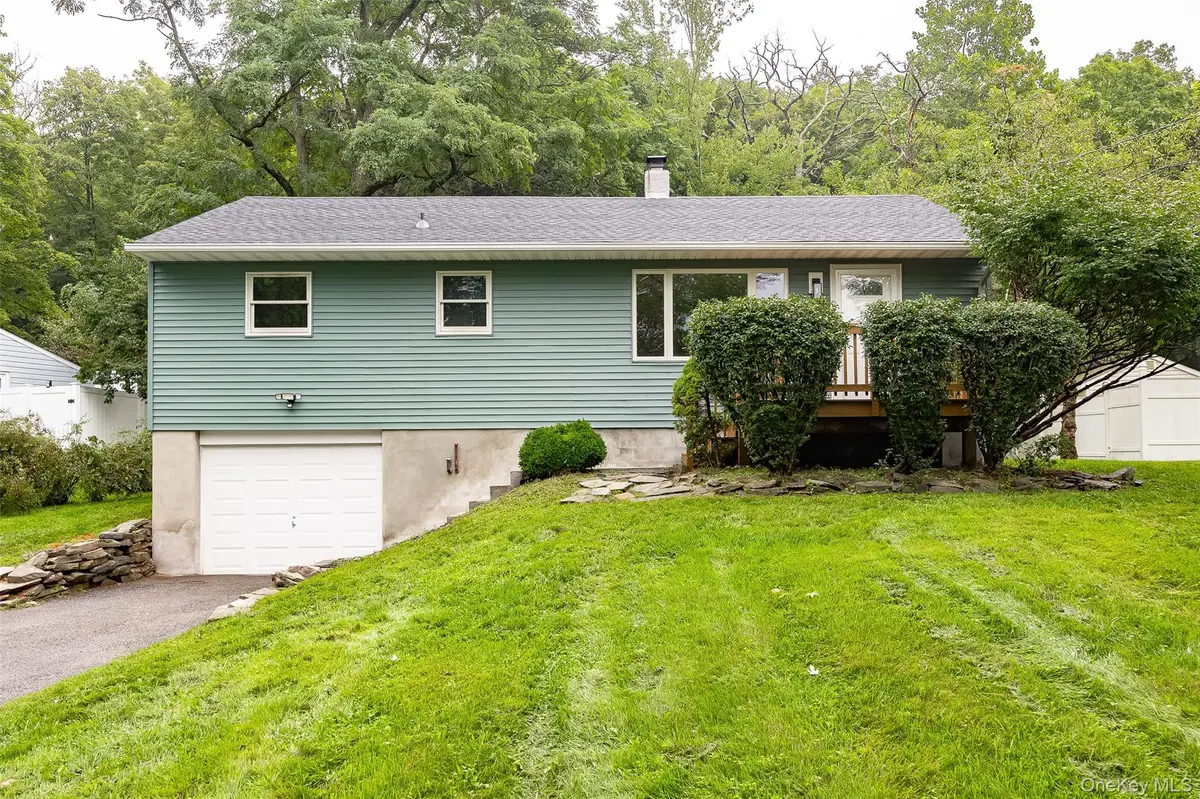 18 Van Wert Place, Hyde Park, NY 12538 - #1