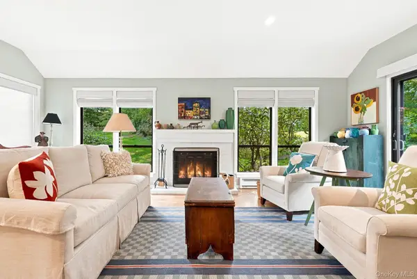 370 Heritage Hills #A, Somers, NY 10589