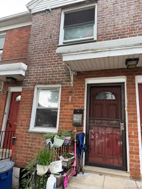 69-20 140th Street #2nd FL, Flushing, NY 11367 - #1