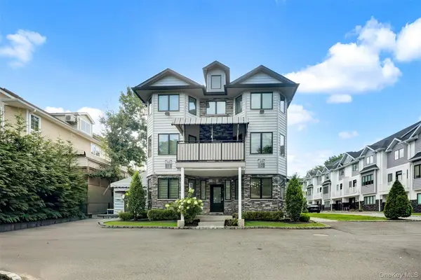 39 Decatur Avenue #114, Spring Valley, NY 10977