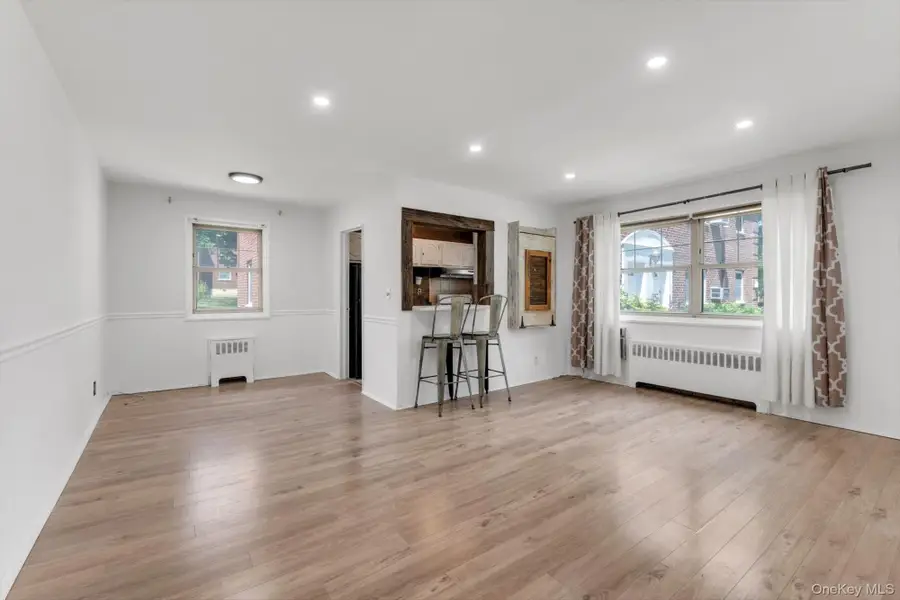 251-16 58th Avenue #Unit  L-25, Little Neck, NY 11362 - #3