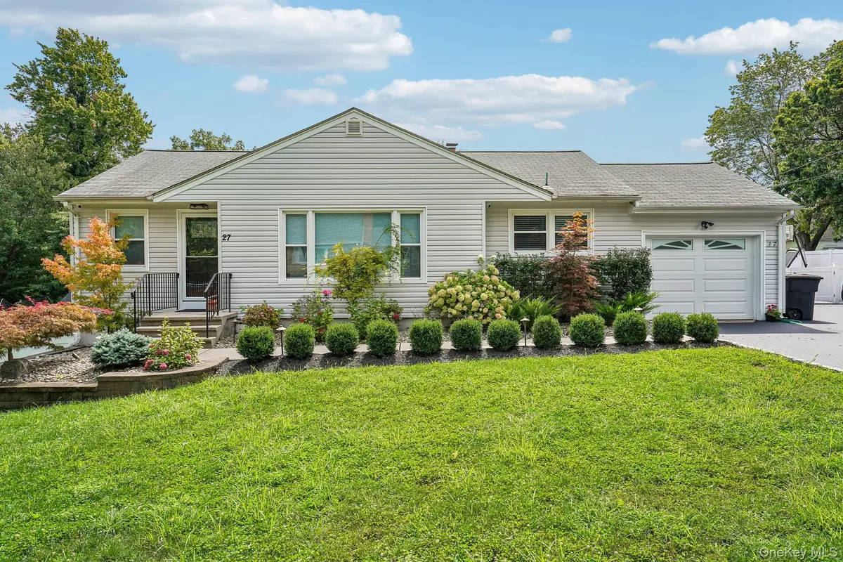 27 Pierce Street, Nanuet, NY 10954 - #1